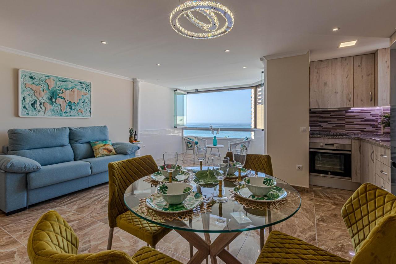 Costa Paradise - Beachfront Apartment Фуeнхирола Екстериор снимка